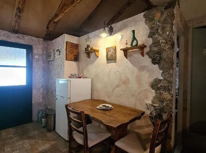 Koki Eco House * Blato
